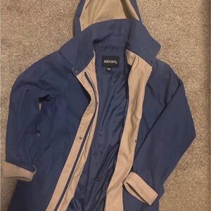 Bernardo Woman’s Blue Hooded coat size Small
